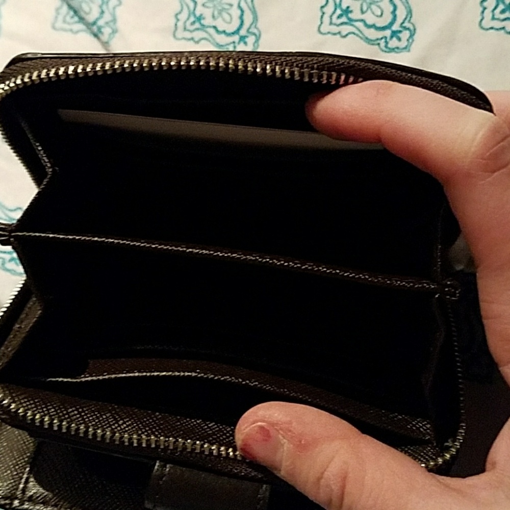 Wallet - Picture 3 of 3